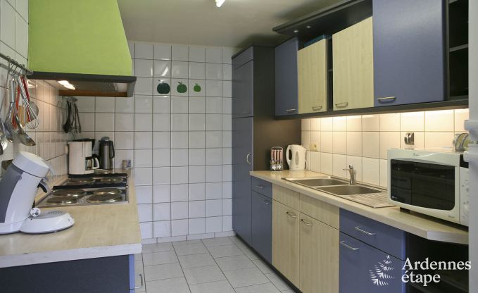 Grande maison de vacances  la ferme  Durbuy, 8 chambres, 7 salles de bain, jardin priv, quipements pour familles et cyclistes, Ardenne