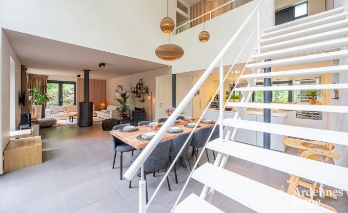 Villa spacieuse pour 8 personnes  Durbuy avec sauna, jacuzzi et jardin priv