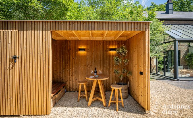 Villa spacieuse pour 8 personnes  Durbuy avec sauna, jacuzzi et jardin priv