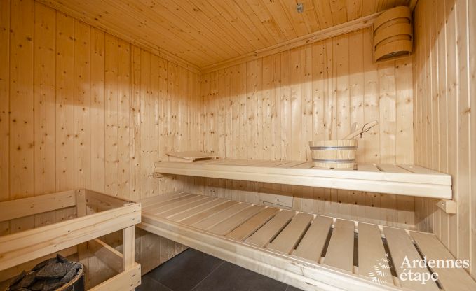 Spacieuse villa de luxe avec sauna, jardin priv et bar, prs de Durbuy