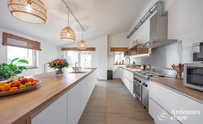 Spacieuse villa de luxe avec sauna, jardin priv et bar, prs de Durbuy