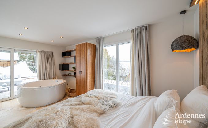 Villa de luxe  Durbuy : profitez du bien-tre, de l'art et de la nature pour 8 personnes