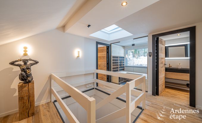 Villa de luxe  Durbuy : profitez du bien-tre, de l'art et de la nature pour 8 personnes