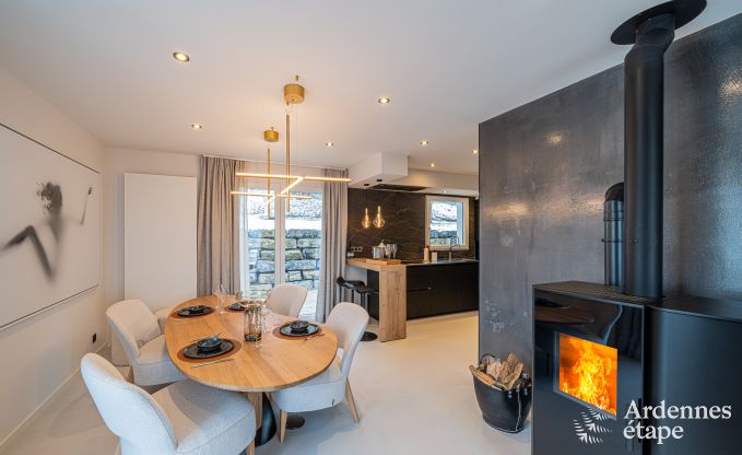Villa de luxe  Durbuy : profitez du bien-tre, de l'art et de la nature pour 8 personnes