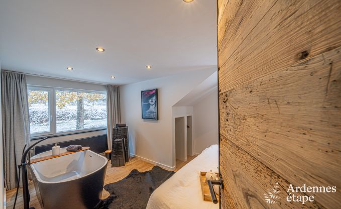 Villa de luxe  Durbuy : profitez du bien-tre, de l'art et de la nature pour 8 personnes