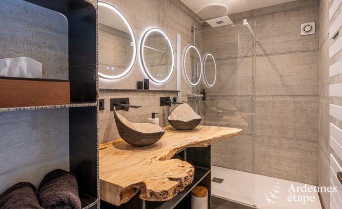 Villa de luxe  Durbuy : profitez du bien-tre, de l'art et de la nature pour 8 personnes