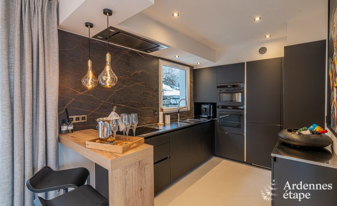 Villa de luxe  Durbuy : profitez du bien-tre, de l'art et de la nature pour 8 personnes