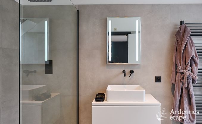 Villa de luxe  Durbuy pour 8 personnes avec jacuzzi, sauna, terrasse couverte et jardin priv