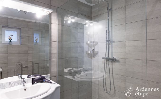 Villa de Luxe  Ereze (Soy) pour 4 personnes en Ardenne