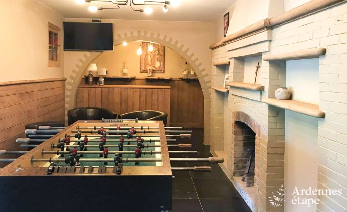 Ch�teau � Erez�e pour 12/15 personnes en Ardenne