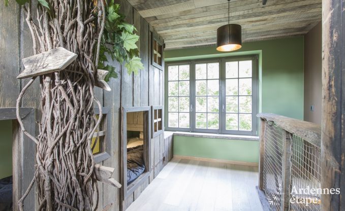 Ch�teau � Erez�e pour 12/15 personnes en Ardenne