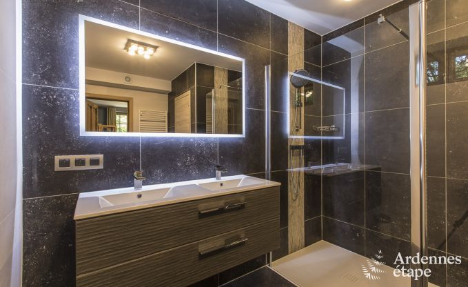 Ch�teau � Erez�e pour 12/15 personnes en Ardenne