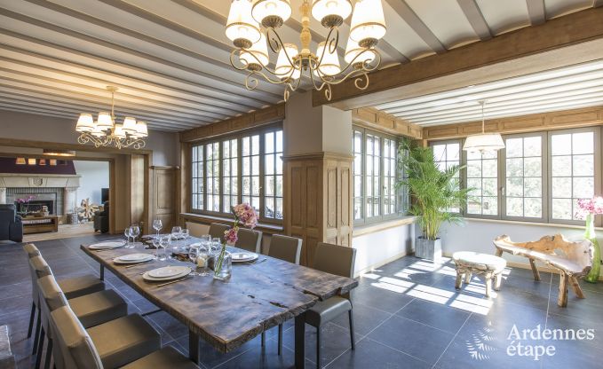 Ch�teau � Erez�e pour 12/15 personnes en Ardenne