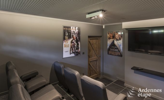 Ch�teau � Erez�e pour 12/15 personnes en Ardenne