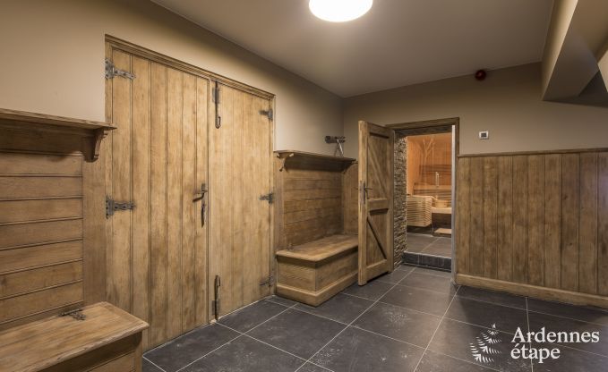 Ch�teau � Erez�e pour 12/15 personnes en Ardenne