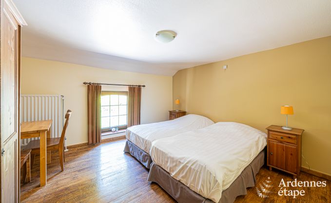 Maison de vacances avec jacuzzi couvert � Erez�e pour 16 personnes en Ardenne