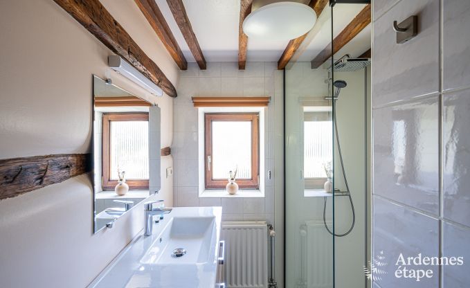 Maison de vacances avec jacuzzi couvert � Erez�e pour 16 personnes en Ardenne