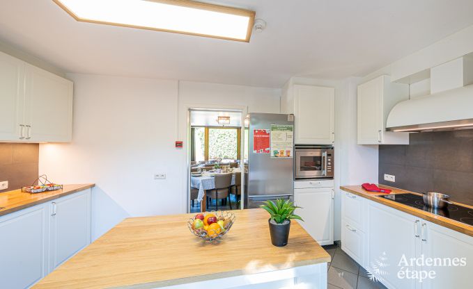 Maison de vacances avec jacuzzi couvert � Erez�e pour 16 personnes en Ardenne