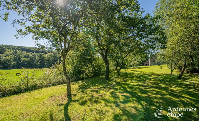 Maison de vacances avec jacuzzi couvert � Erez�e pour 16 personnes en Ardenne