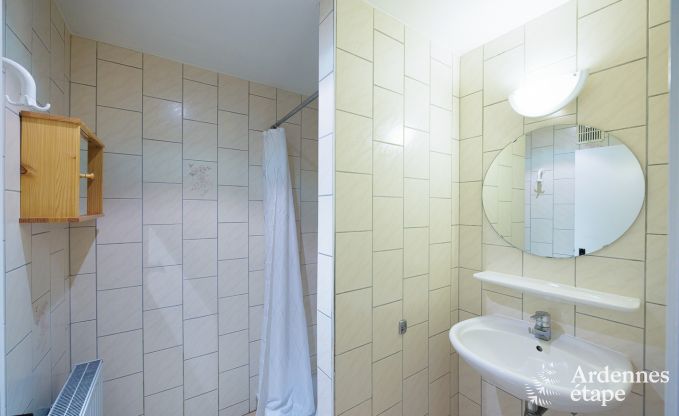 Maison de vacances spacieuse  Ereze avec piscine et salle de fitness pour 38 sportifs