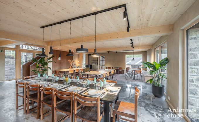 Maison de vacances spacieuse  Ereze avec piscine et salle de fitness pour 38 sportifs