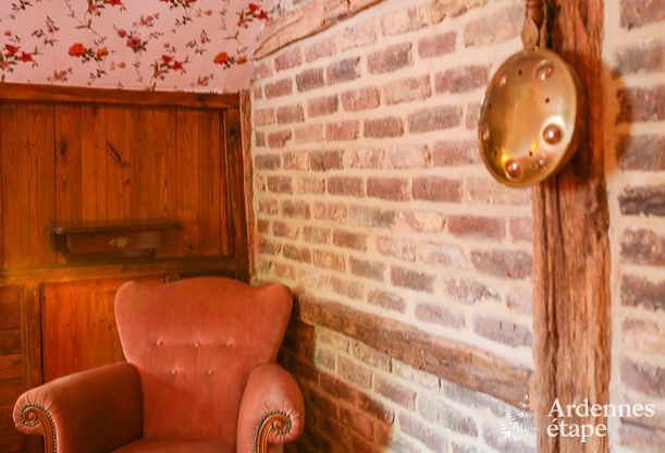 Maison spacieuse 12 personnes � Erez�e, 6 chambres, sauna, jacuzzi, salle de jeux, Ardenne