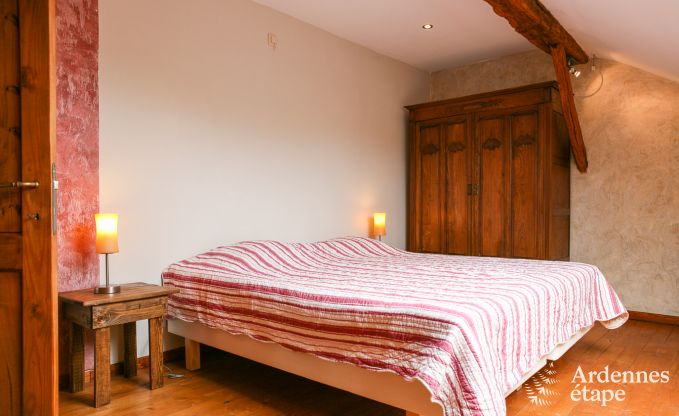 Maison spacieuse 12 personnes � Erez�e, 6 chambres, sauna, jacuzzi, salle de jeux, Ardenne