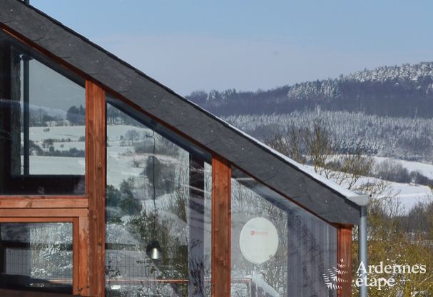 Maison spacieuse 12 personnes � Erez�e, 6 chambres, sauna, jacuzzi, salle de jeux, Ardenne
