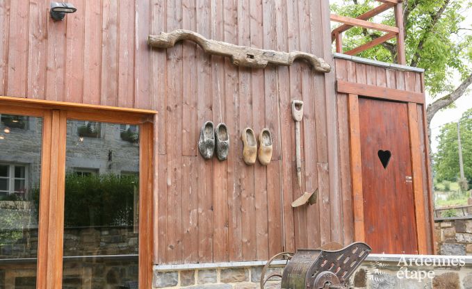 Maison spacieuse 12 personnes � Erez�e, 6 chambres, sauna, jacuzzi, salle de jeux, Ardenne