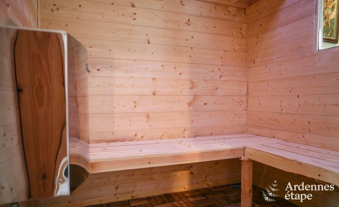 Maison spacieuse 12 personnes � Erez�e, 6 chambres, sauna, jacuzzi, salle de jeux, Ardenne