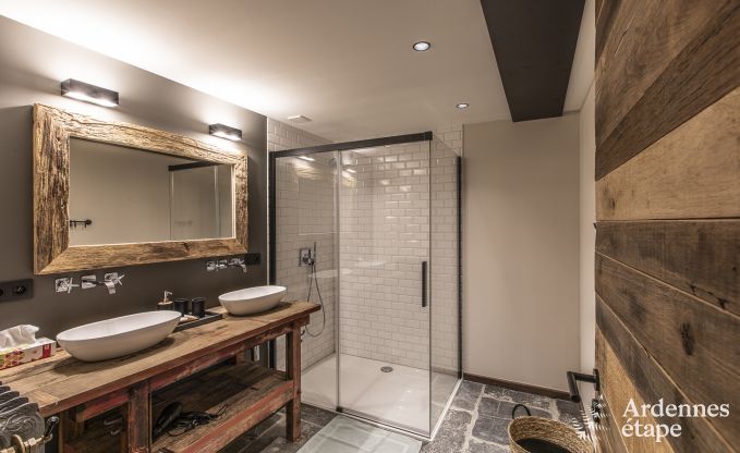 Villa de Luxe � Erez�e pour 25 personnes en Ardenne