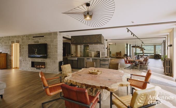 Villa luxueuse  Ereze avec 9 chambres, 9 salles de bains, piscine intrieure, sauna et grand jardin pour 24 personnes