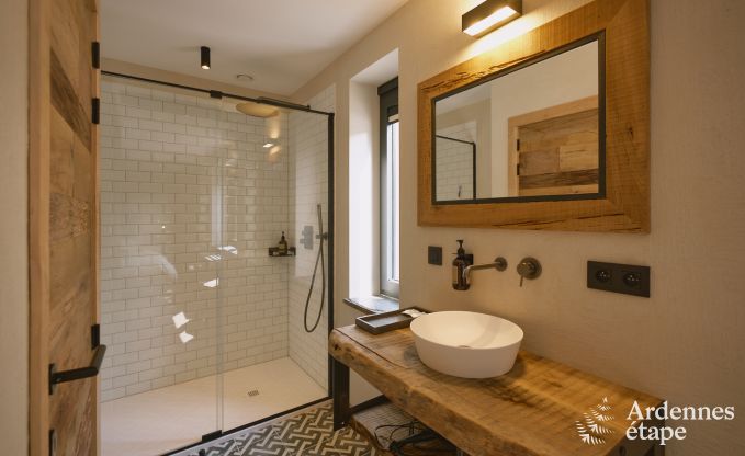 Villa luxueuse  Ereze avec 9 chambres, 9 salles de bains, piscine intrieure, sauna et grand jardin pour 24 personnes