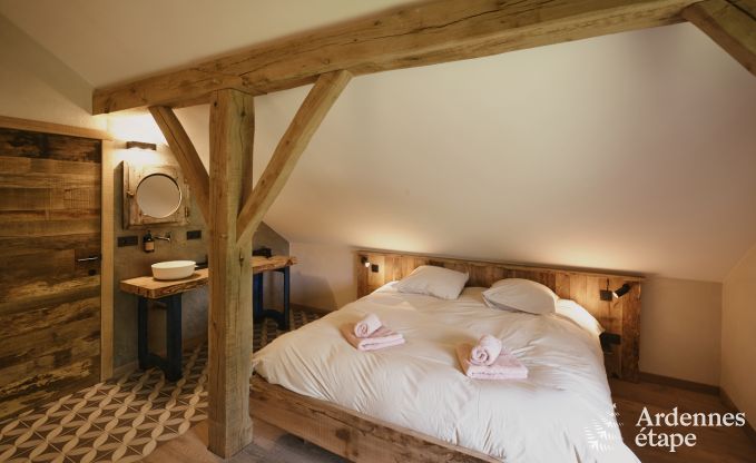 Villa luxueuse  Ereze avec 9 chambres, 9 salles de bains, piscine intrieure, sauna et grand jardin pour 24 personnes