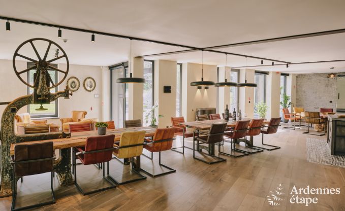 Villa luxueuse  Ereze avec 9 chambres, 9 salles de bains, piscine intrieure, sauna et grand jardin pour 24 personnes