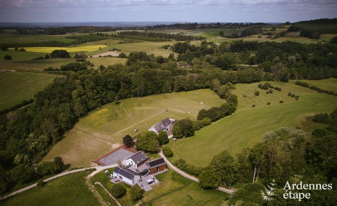 Villa luxueuse  Ereze avec 9 chambres, 9 salles de bains, piscine intrieure, sauna et grand jardin pour 24 personnes