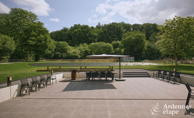 Villa luxueuse  Ereze avec 9 chambres, 9 salles de bains, piscine intrieure, sauna et grand jardin pour 24 personnes