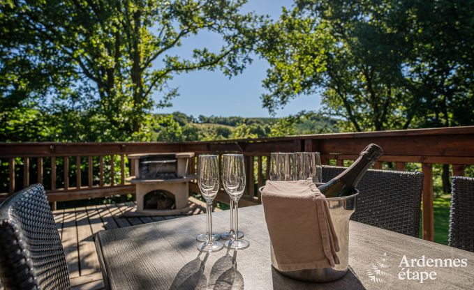 Maison de vacances avec jacuzzi couvert � Erez�e pour 16 personnes en Ardenne