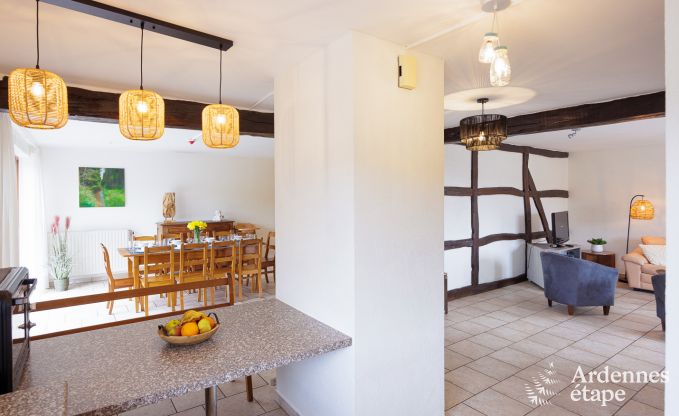 Maison de vacances spacieuse � Erez�e avec piscine et salle de fitness pour 38 sportifs