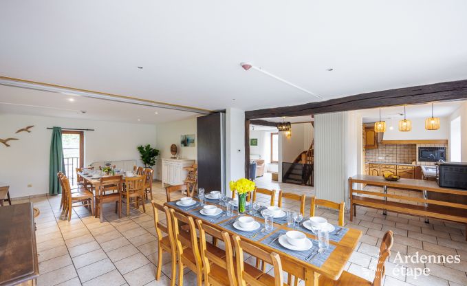 Maison de vacances spacieuse � Erez�e avec piscine et salle de fitness pour 38 sportifs