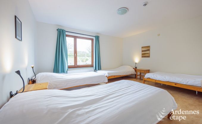 Maison de vacances spacieuse � Erez�e avec piscine et salle de fitness pour 38 sportifs