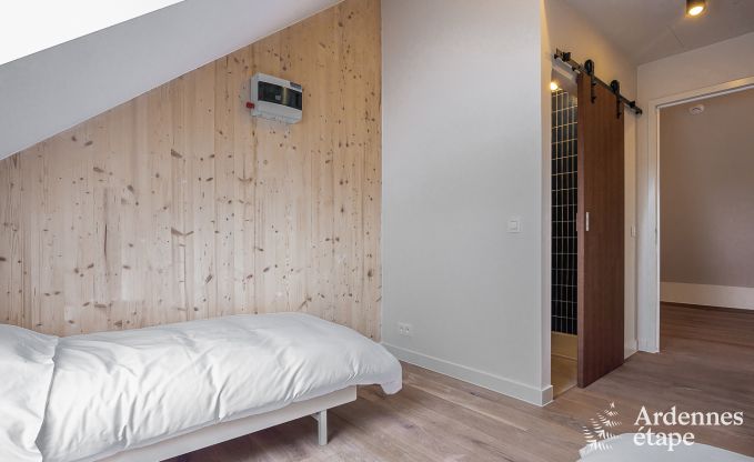 Maison de vacances spacieuse � Erez�e avec piscine et salle de fitness pour 38 sportifs