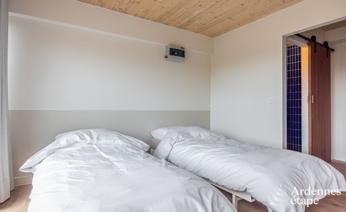 Maison de vacances spacieuse � Erez�e avec piscine et salle de fitness pour 38 sportifs