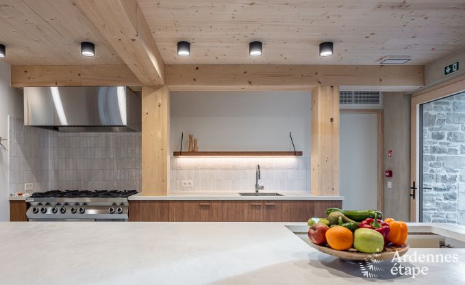 Maison de vacances spacieuse � Erez�e avec piscine et salle de fitness pour 38 sportifs