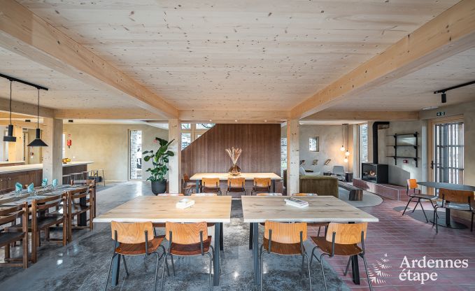 Maison de vacances spacieuse � Erez�e avec piscine et salle de fitness pour 38 sportifs