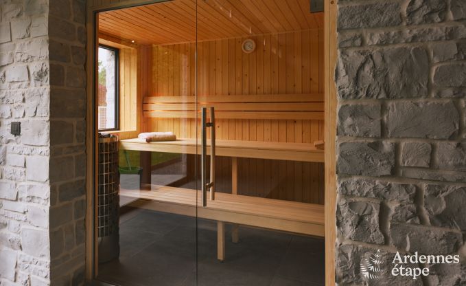 Villa luxueuse  Ereze avec 9 chambres, 9 salles de bains, piscine intrieure, sauna et grand jardin pour 24 personnes