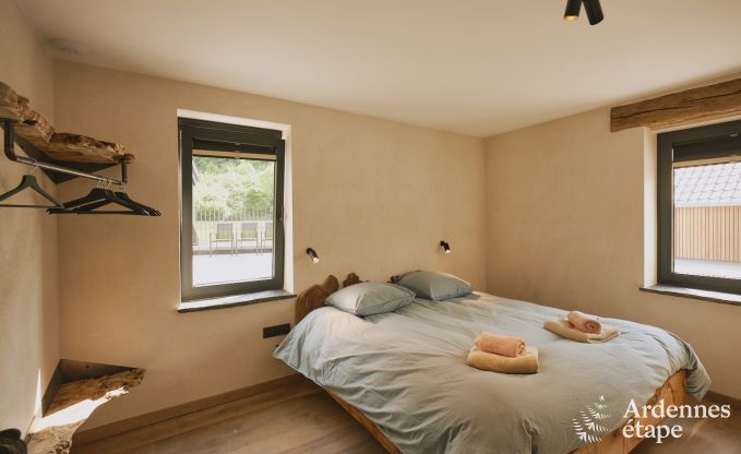 Villa luxueuse  Ereze avec 9 chambres, 9 salles de bains, piscine intrieure, sauna et grand jardin pour 24 personnes