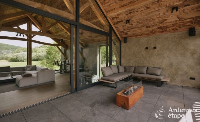 Villa luxueuse  Ereze avec 9 chambres, 9 salles de bains, piscine intrieure, sauna et grand jardin pour 24 personnes