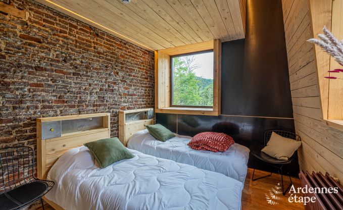 Maison de vacances exceptionnelle  Esneux pour 18 personnes avec 6 chambres, piscine  dbordement et jacuzzi extrieur