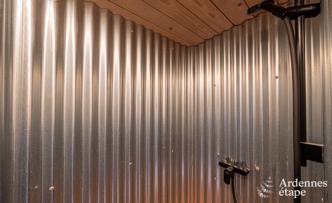 Maison de vacances exceptionnelle  Esneux pour 18 personnes avec 6 chambres, piscine  dbordement et jacuzzi extrieur